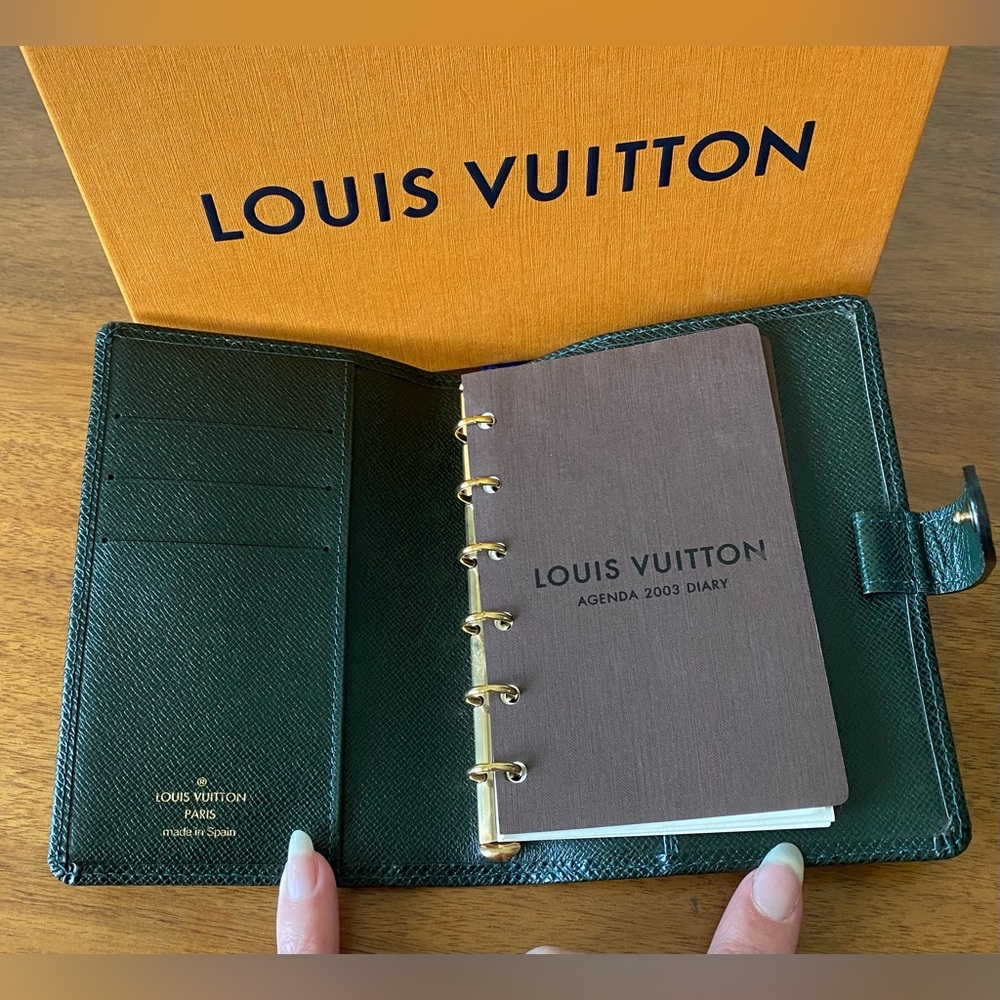 Louis Vuitton Green Taiga Leather Agenda PM Passport Wallet w/  Stickers & Paper - Picture 5 of 16